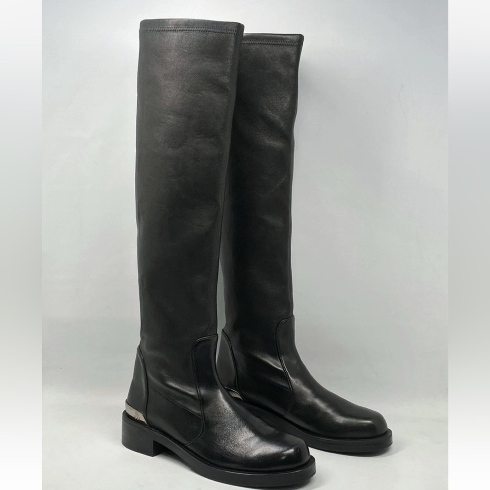 Black Boots